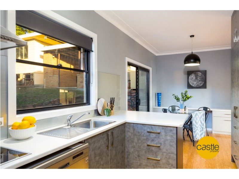 16 Davis St, Speers Point NSW 2284