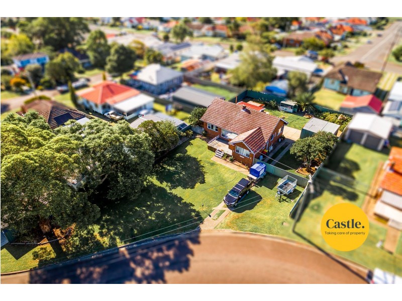 8 Kia-Ora St, Raymond Terrace NSW 2324
