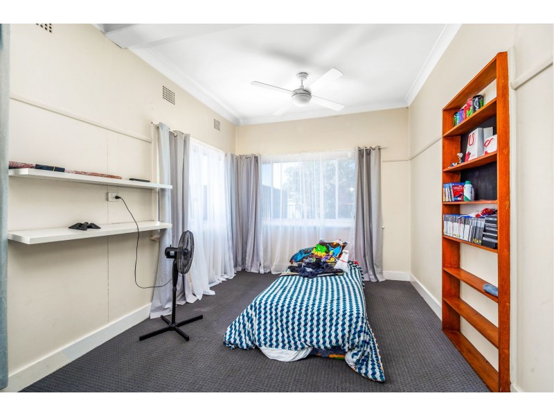 8 Kia-Ora St, Raymond Terrace NSW 2324