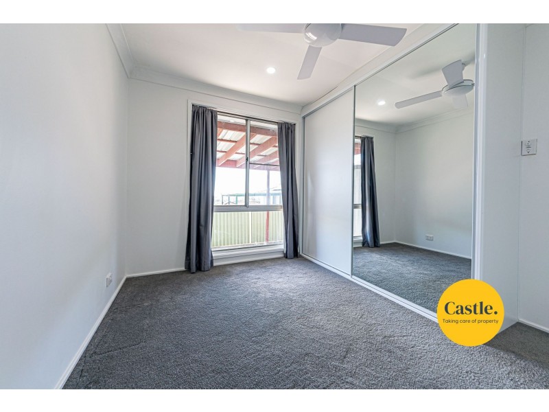 1 Berwick Cres, Maryland NSW 2287