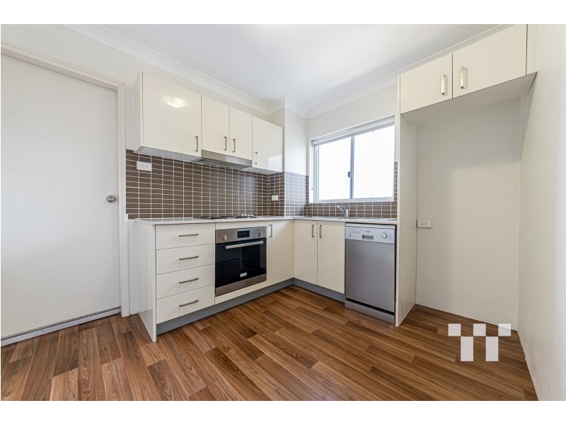 8/105 Georgetown Rd, Waratah NSW 2298