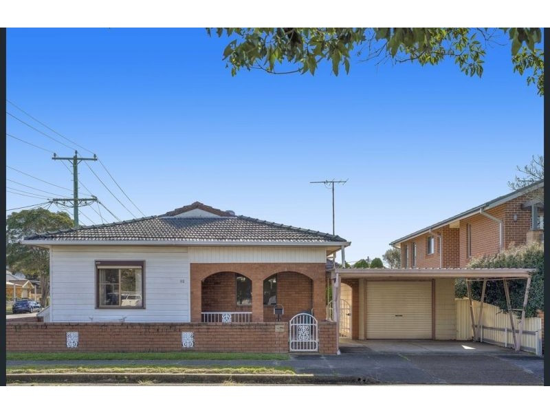 82 Everton Street, Hamilton NSW 2303