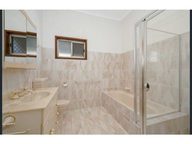 82 Everton Street, Hamilton NSW 2303