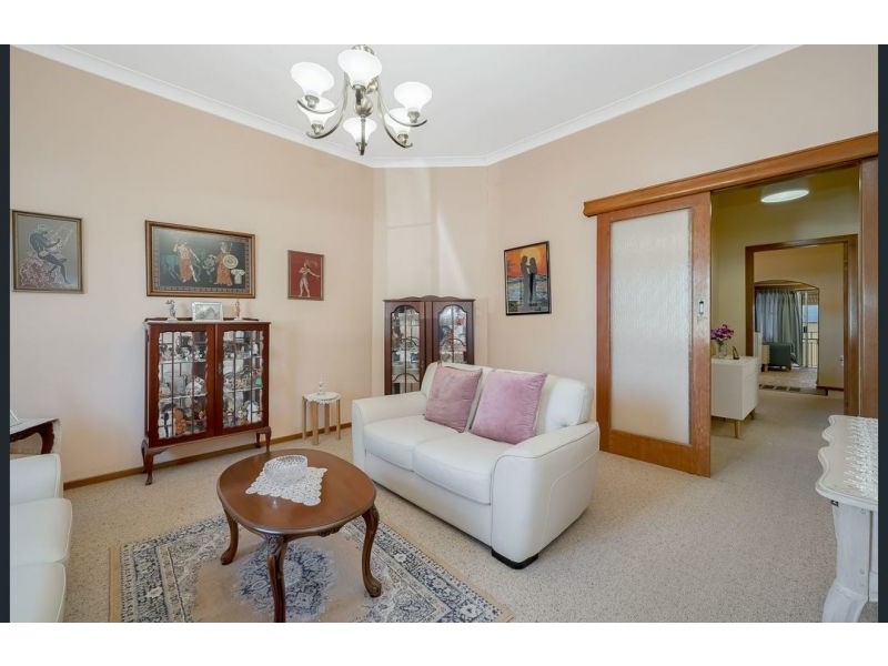 82 Everton Street, Hamilton NSW 2303