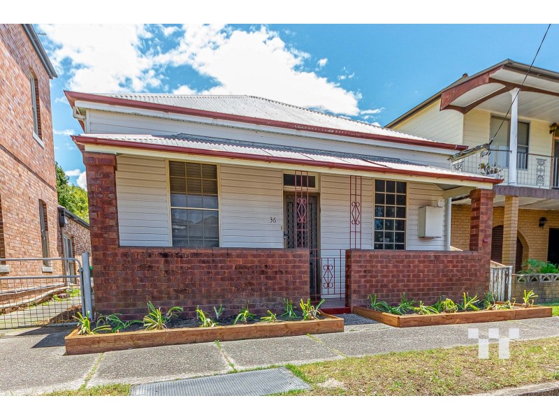 36 James Street, Hamilton NSW 2303
