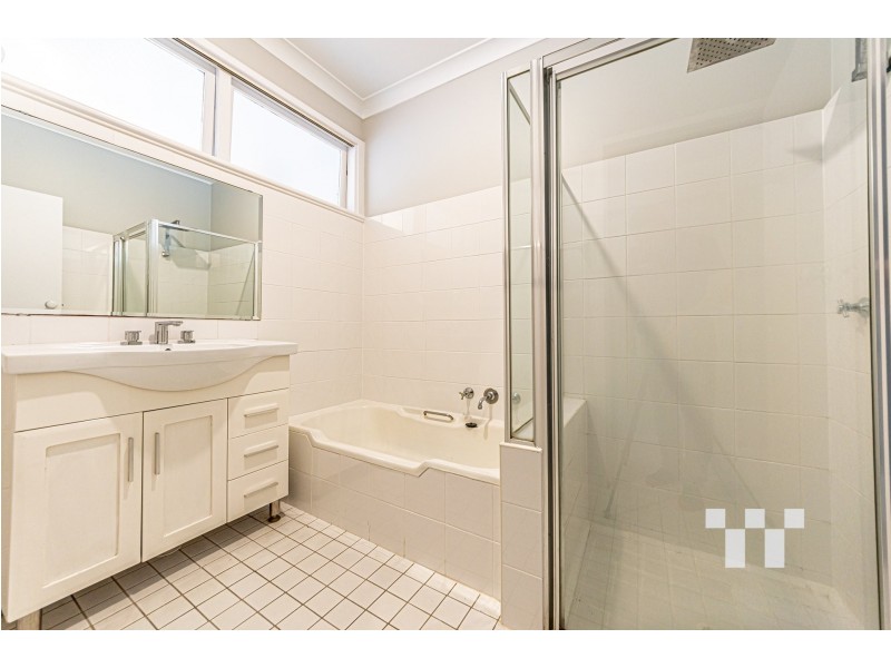 54 Kimbarra Close, Kotara NSW 2289