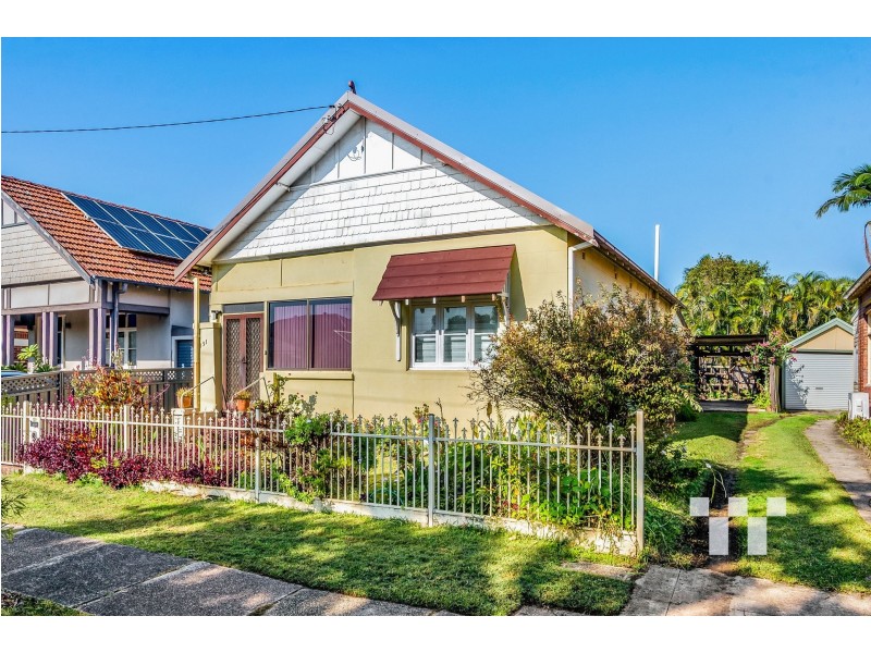 131 Tudor St, Hamilton NSW 2303