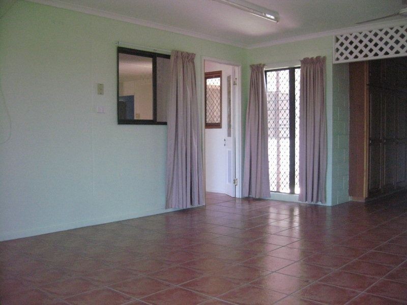 12 Devereux Street, Charters Towers QLD 4820