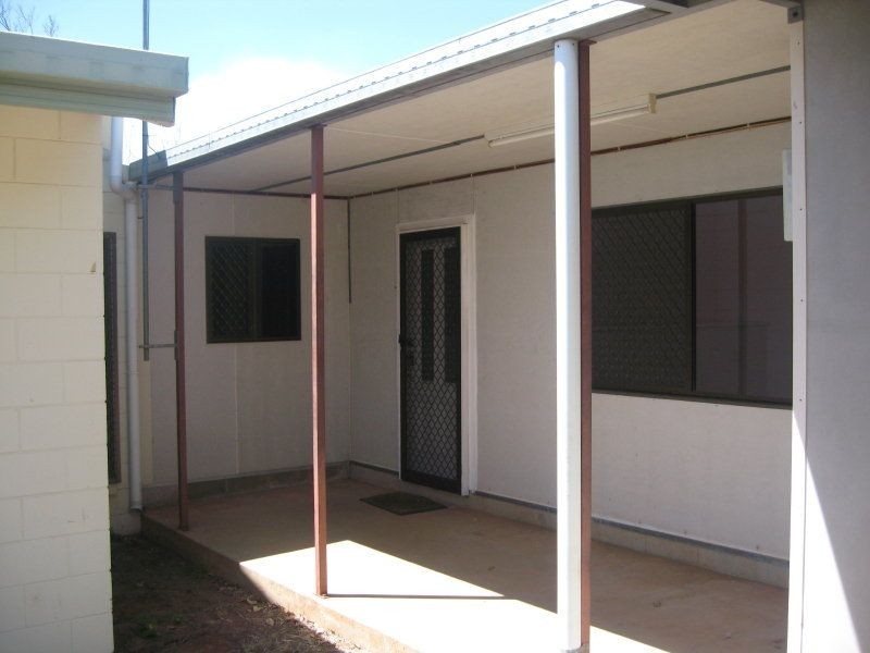 12 Devereux Street, Charters Towers QLD 4820