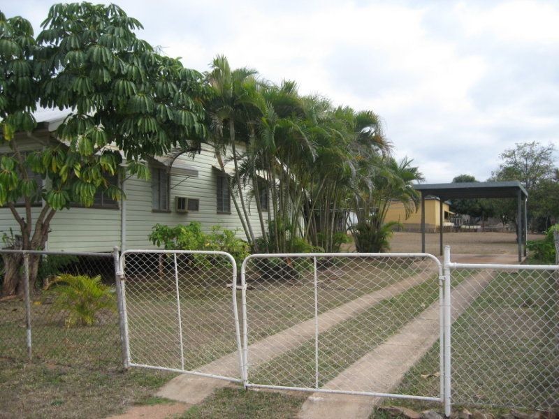 14 Bellevue Street, Charters Towers QLD 4820