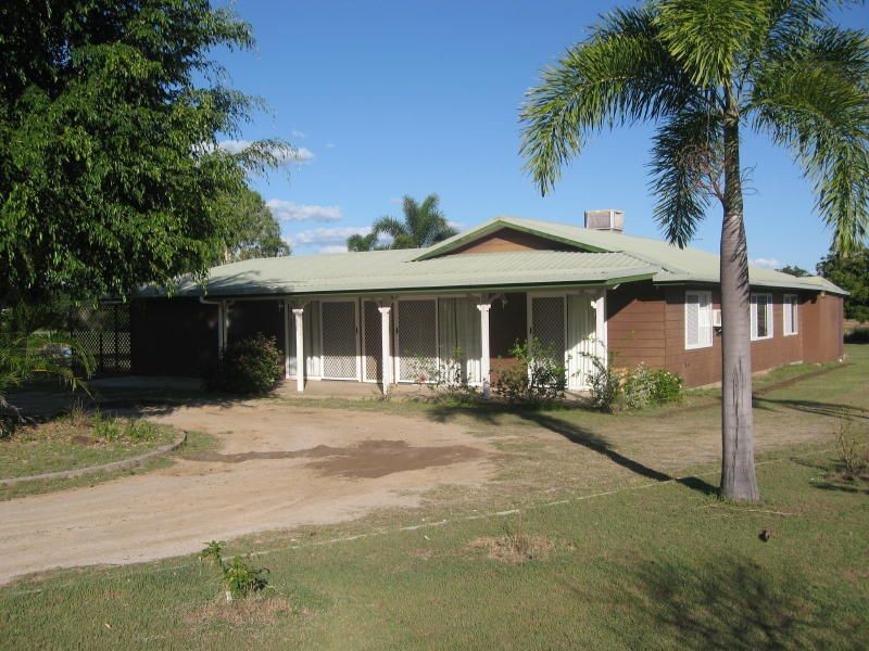 27 Racecourse Raod, Charters Towers QLD 4820