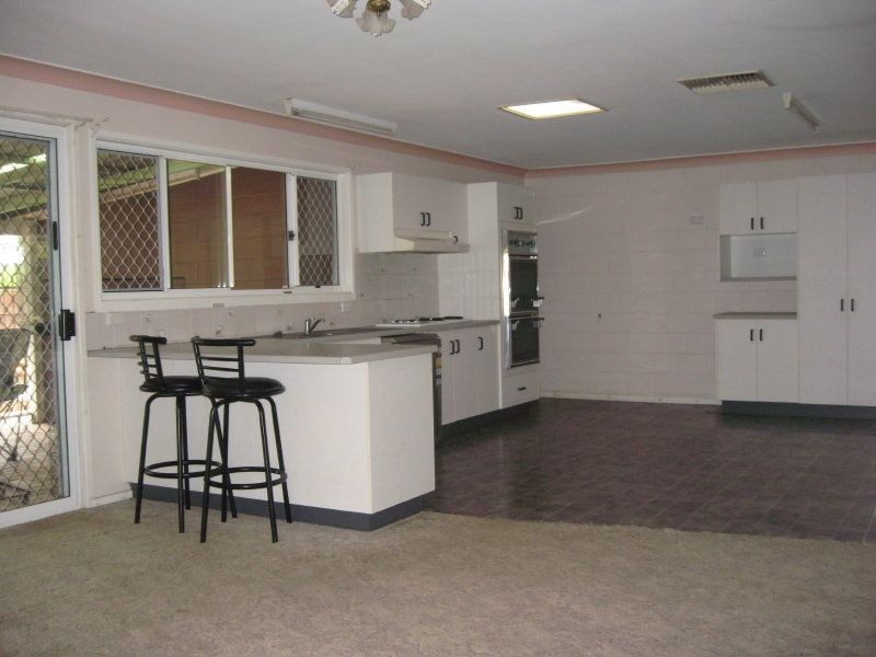 27 Racecourse Raod, Charters Towers QLD 4820