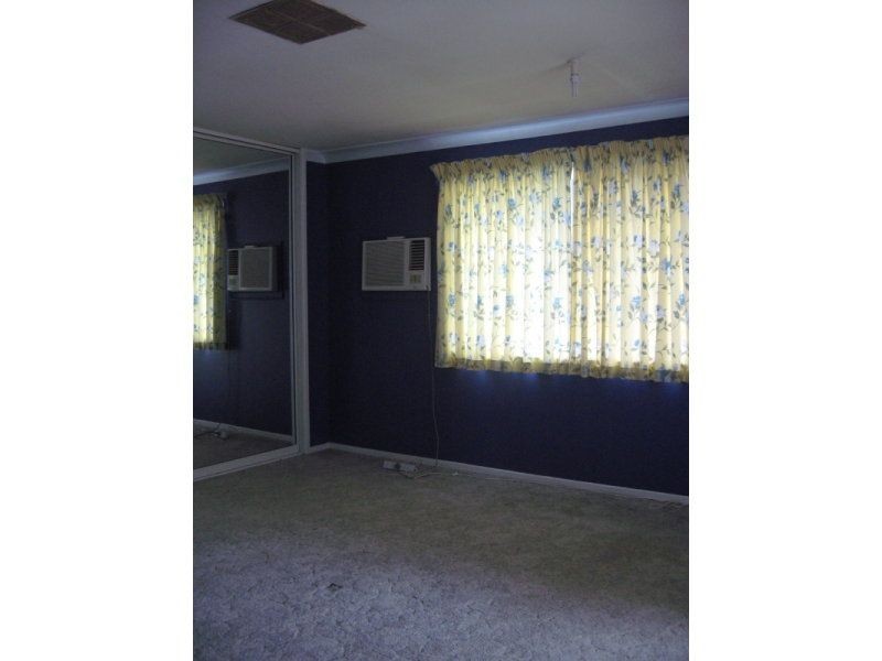 27 Racecourse Raod, Charters Towers QLD 4820