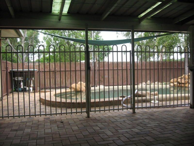 27 Racecourse Raod, Charters Towers QLD 4820