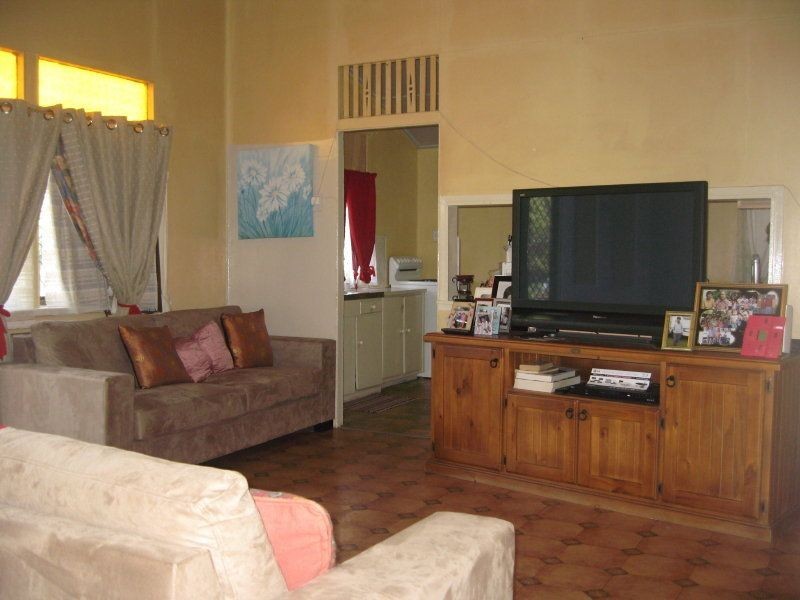 21 Rainbow Road, Charters Towers QLD 4820