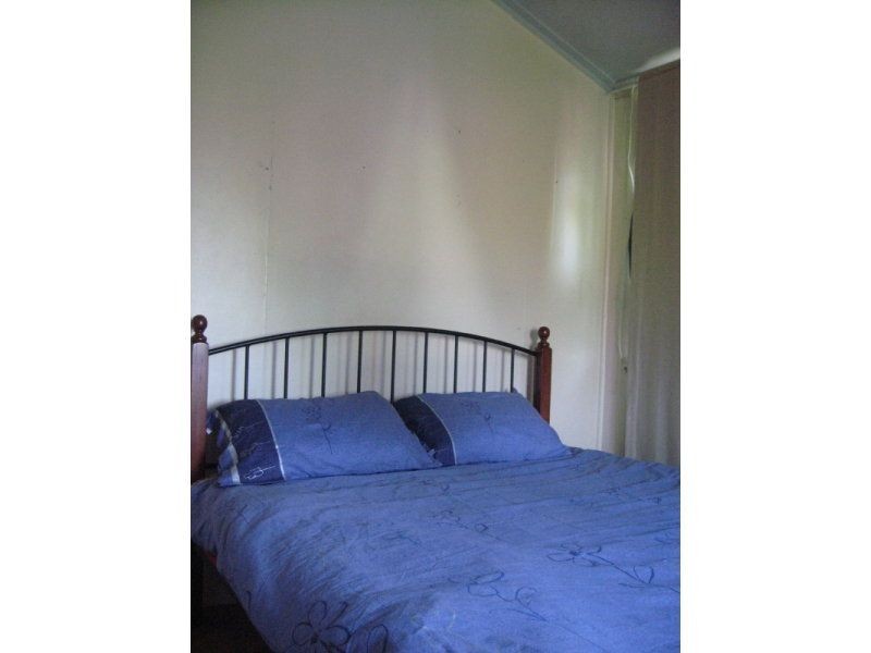 21 Rainbow Road, Charters Towers QLD 4820