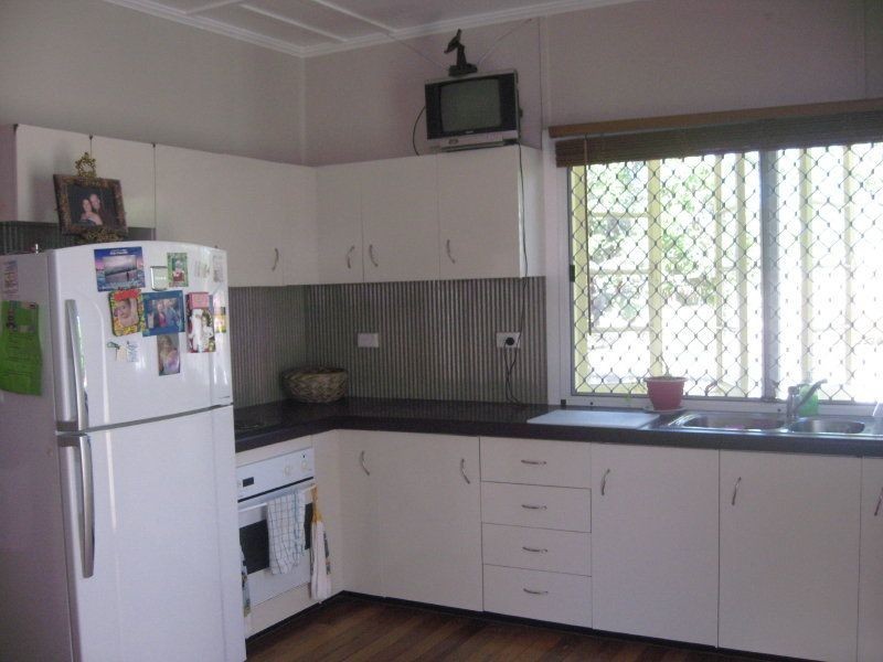 97 Hackett Terrace, Charters Towers QLD 4820