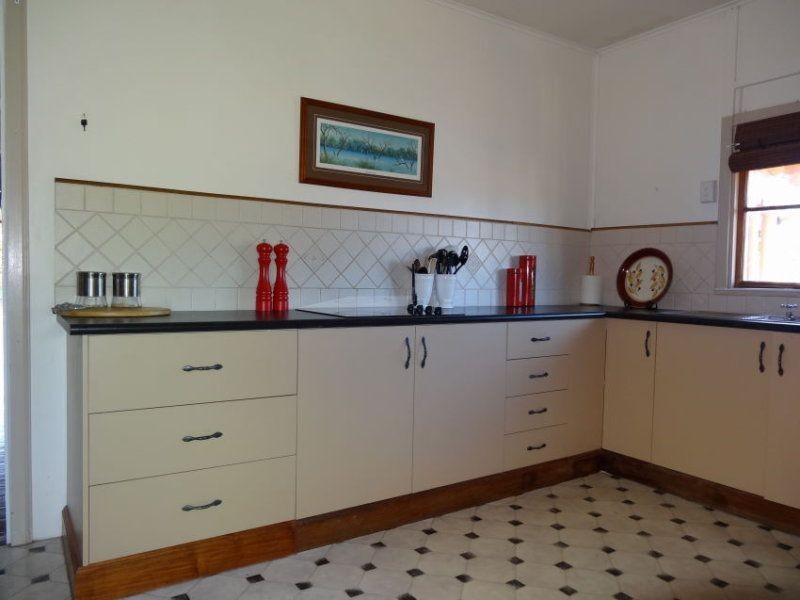 11 School Street, Charters Towers QLD 4820