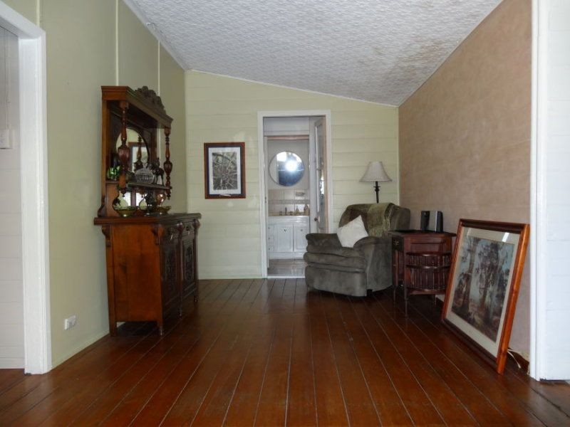 11 School Street, Charters Towers QLD 4820