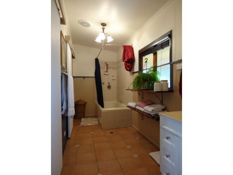 11 School Street, Charters Towers QLD 4820