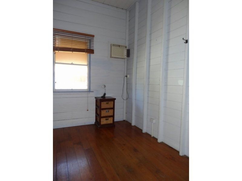 11 School Street, Charters Towers QLD 4820