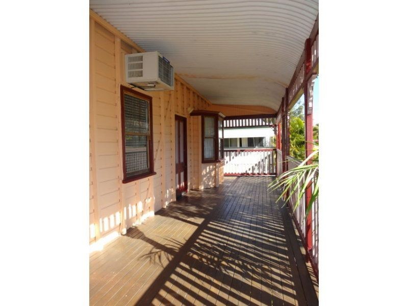 11 School Street, Charters Towers QLD 4820