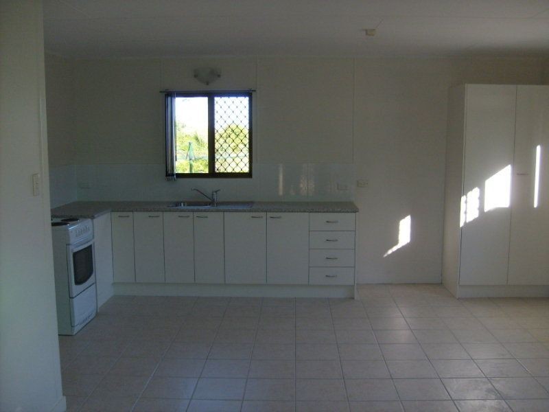 35 Rainbow Road, Charters Towers QLD 4820