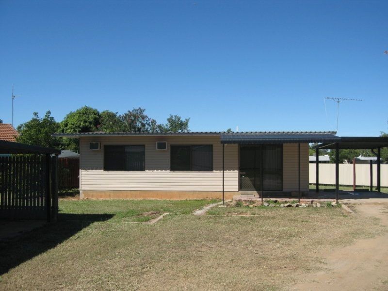 35 Rainbow Road, Charters Towers QLD 4820