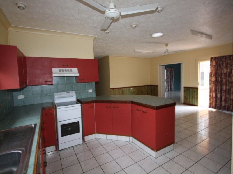 8 Manners Street, Charters Towers QLD 4820