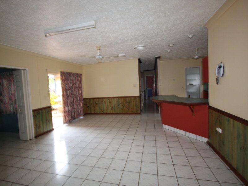 8 Manners Street, Charters Towers QLD 4820