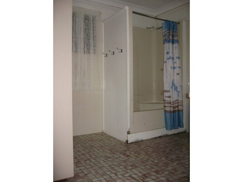 33 Millchester Road, Charters Towers QLD 4820