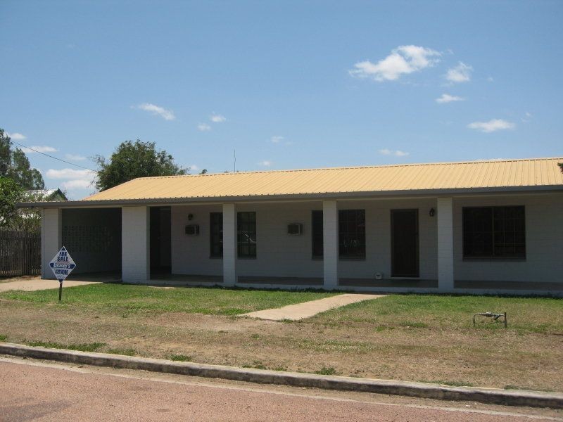 33 Millchester Road, Charters Towers QLD 4820