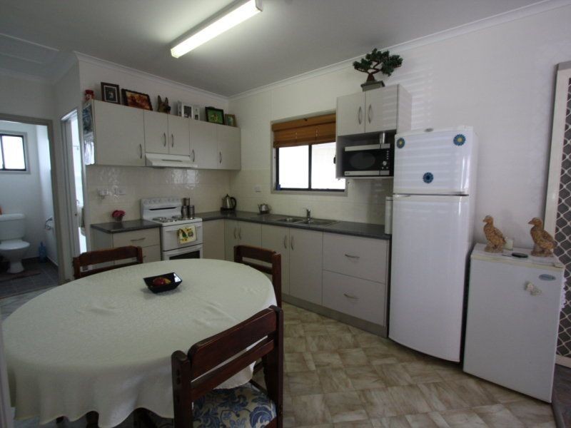 11 Jane Street, Charters Towers QLD 4820