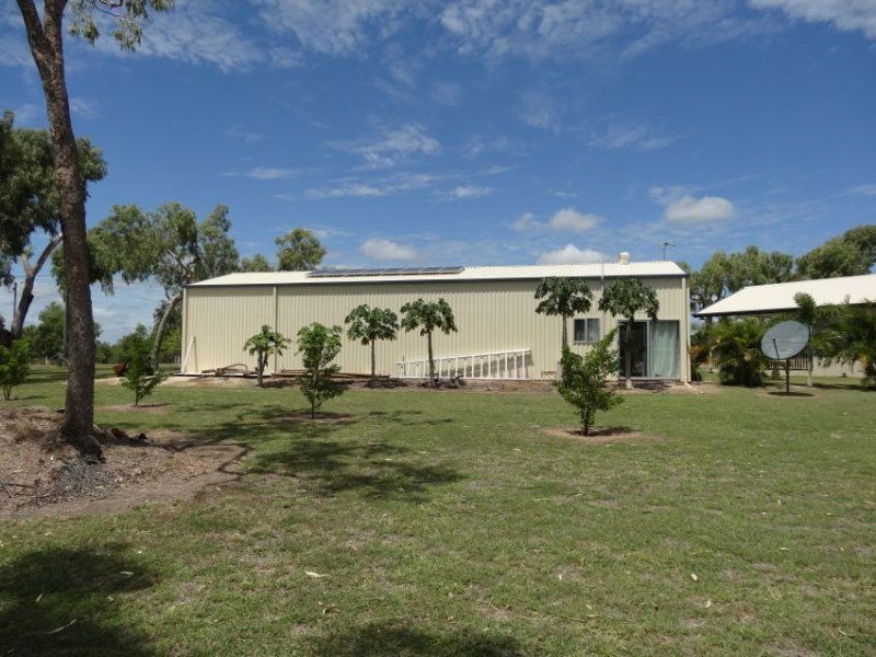 23 Dennis Lane, Charters Towers QLD 4820