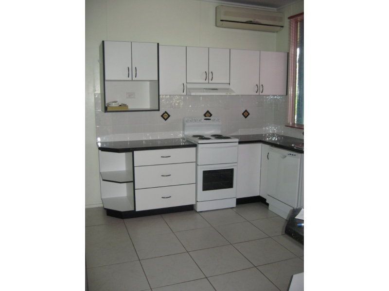 38 Hackett Terrace, Charters Towers QLD 4820