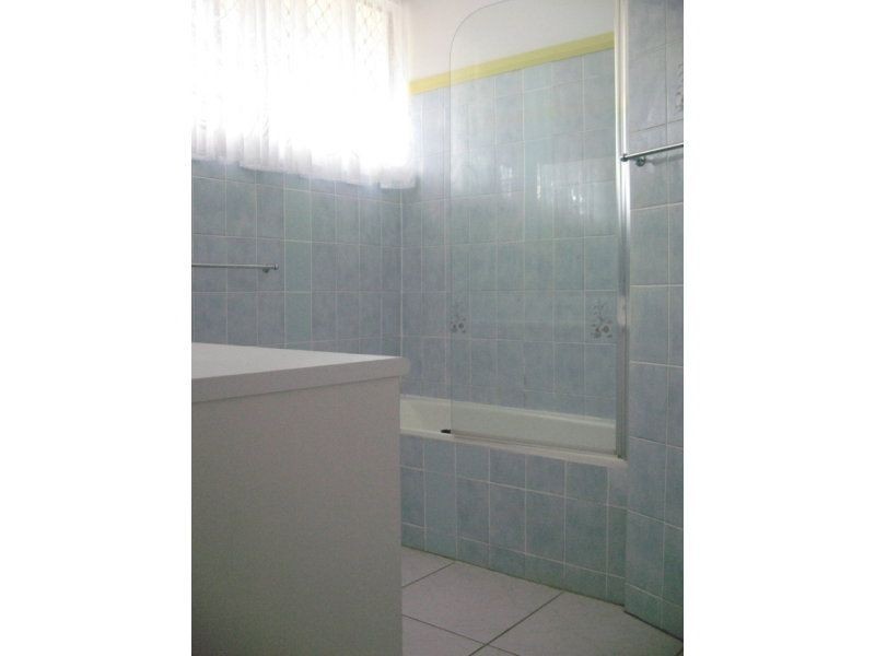 38 Hackett Terrace, Charters Towers QLD 4820