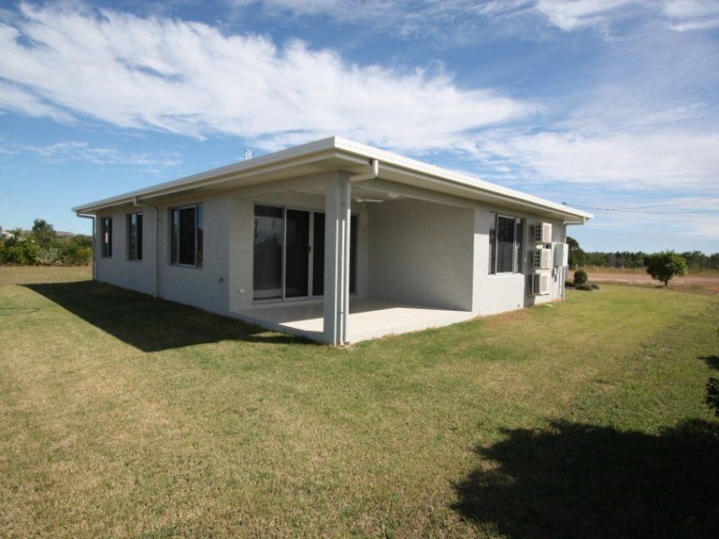 9 Hilltop Court, Charters Towers QLD 4820