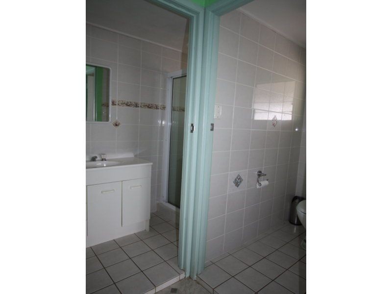 10 Slater Street, Charters Towers QLD 4820