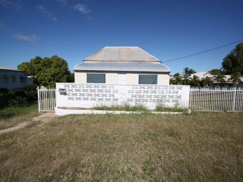 77 York Street, Charters Towers QLD 4820