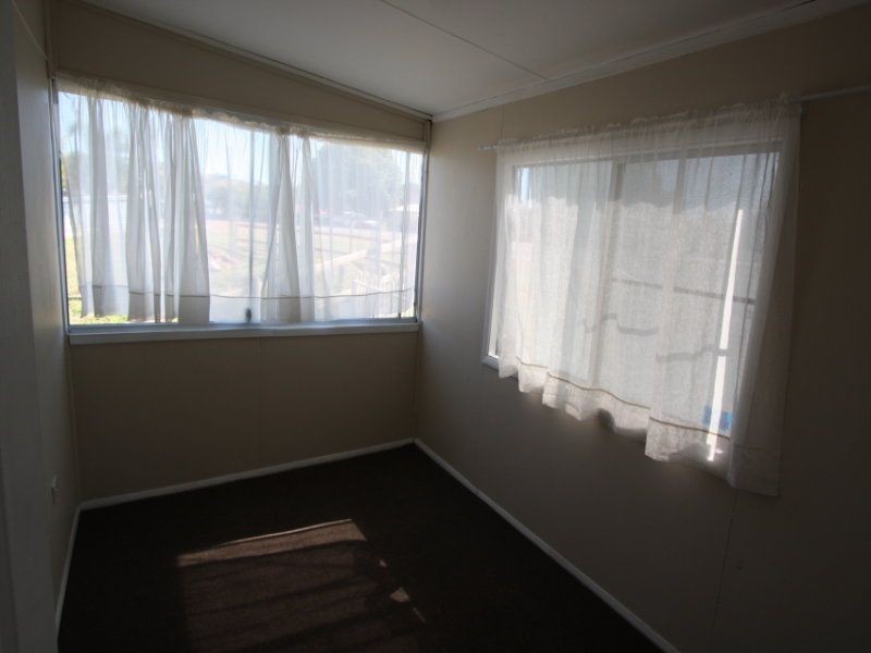 77 York Street, Charters Towers QLD 4820