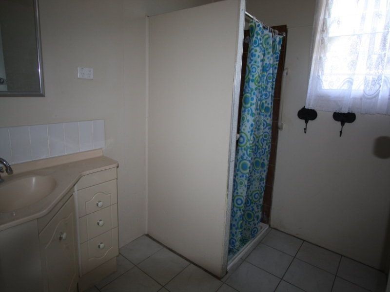 77 York Street, Charters Towers QLD 4820