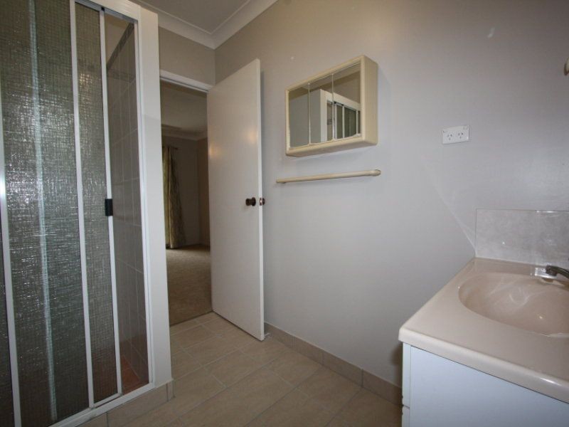 4 Hilton Court, Charters Towers QLD 4820