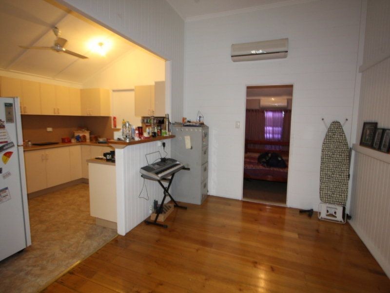 33 York Street, Charters Towers QLD 4820