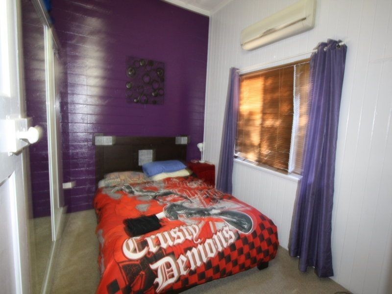 33 York Street, Charters Towers QLD 4820