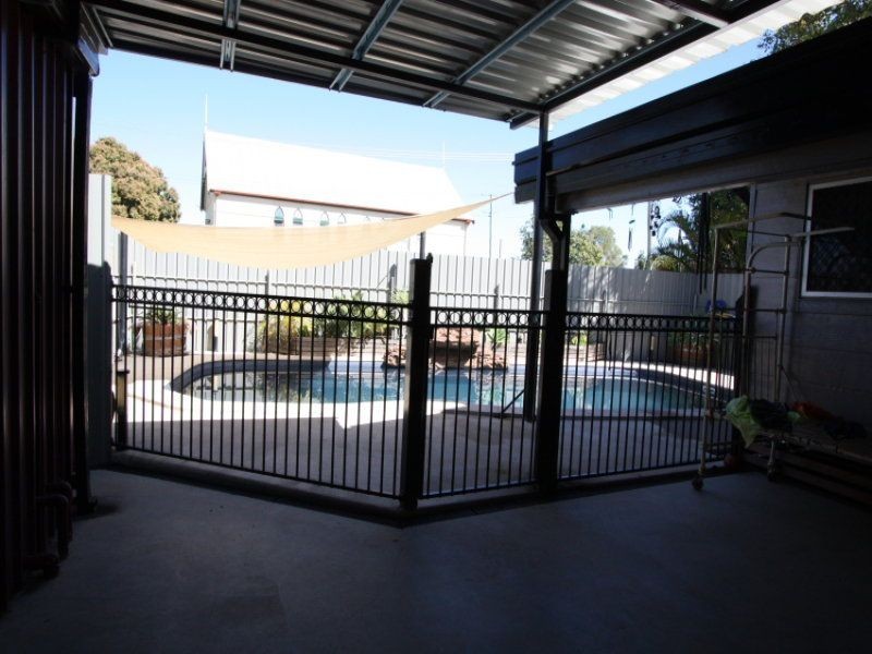 33 York Street, Charters Towers QLD 4820