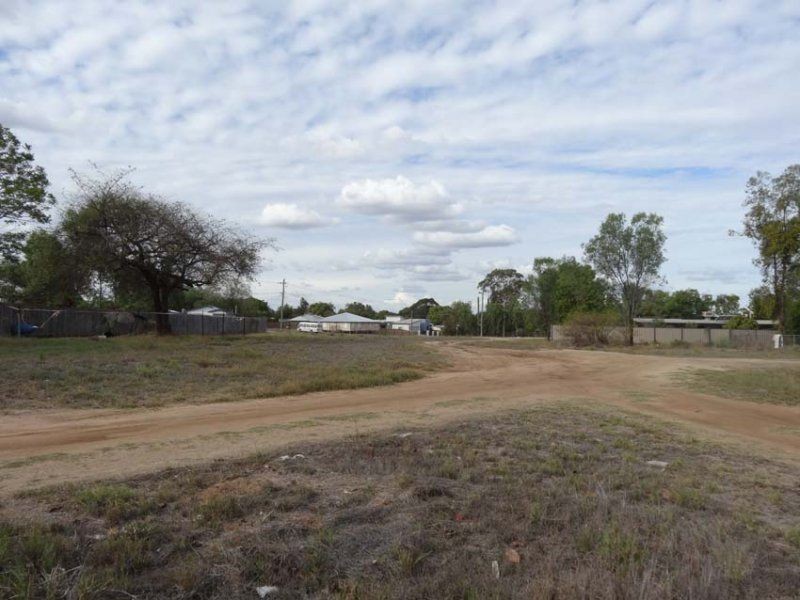 Dundee Lane, Charters Towers QLD 4820