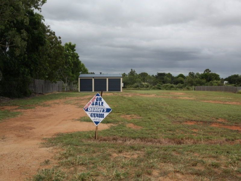 92 Aberdeen Road, Charters Towers QLD 4820