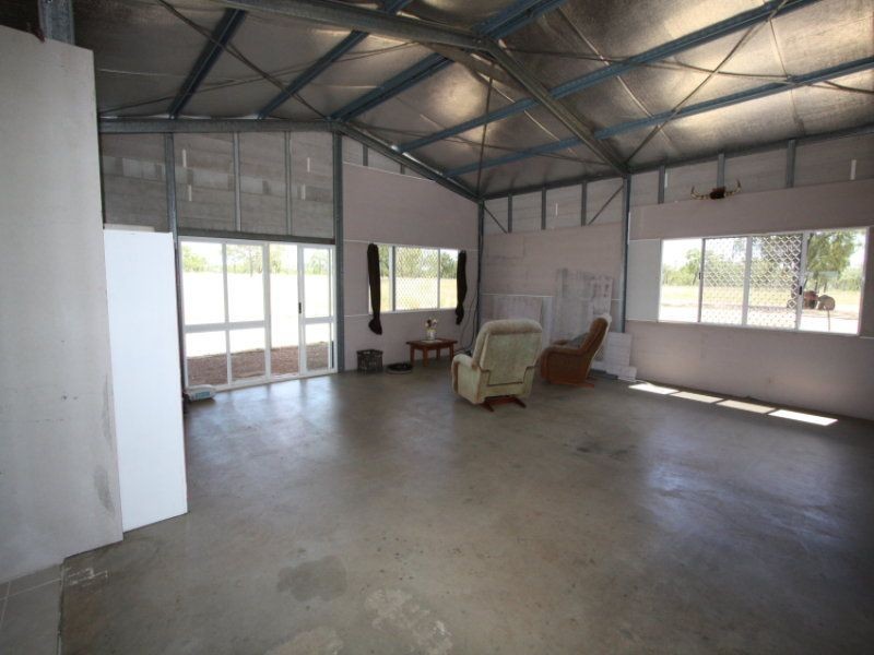 8 Mango Road, Charters Towers QLD 4820