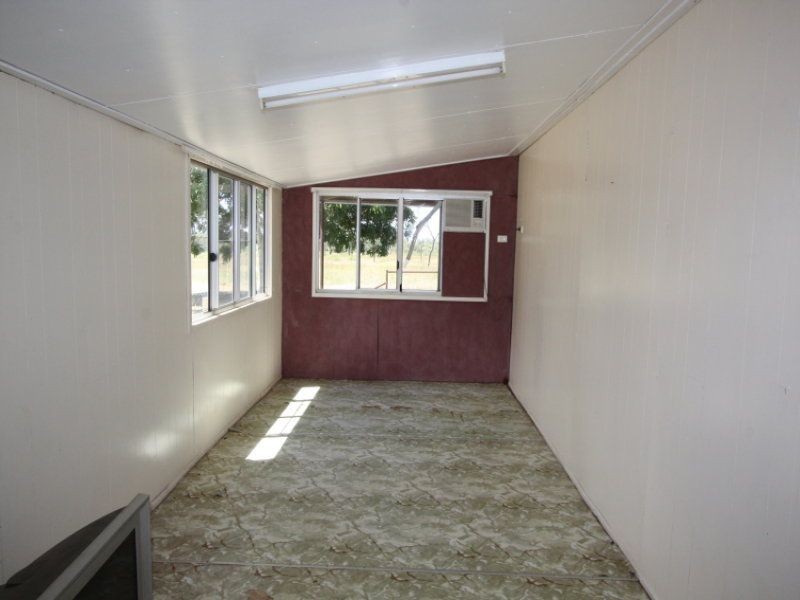8 Mango Road, Charters Towers QLD 4820