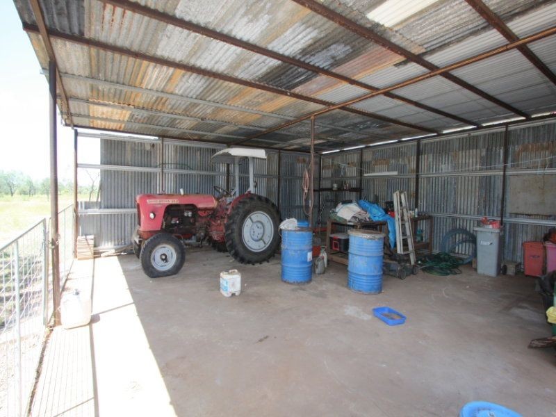 8 Mango Road, Charters Towers QLD 4820